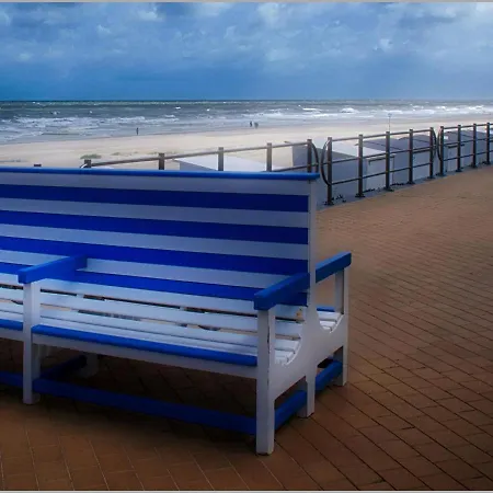 Cozy Near The Sea * ミデルケルケ