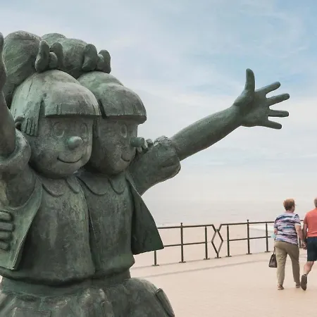 Cozy Near The Sea アパート *